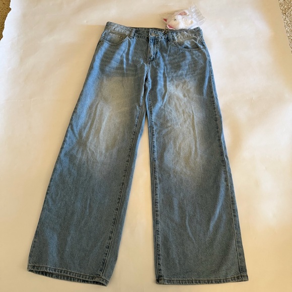Classic Blue Women’s Low Wide Sits on Hip Slim Through the Hip Wide Leg Jeans - Picture 3 of 10